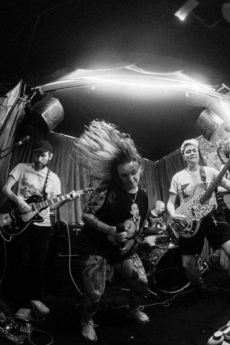 Fightmilk, the London indie-punk band